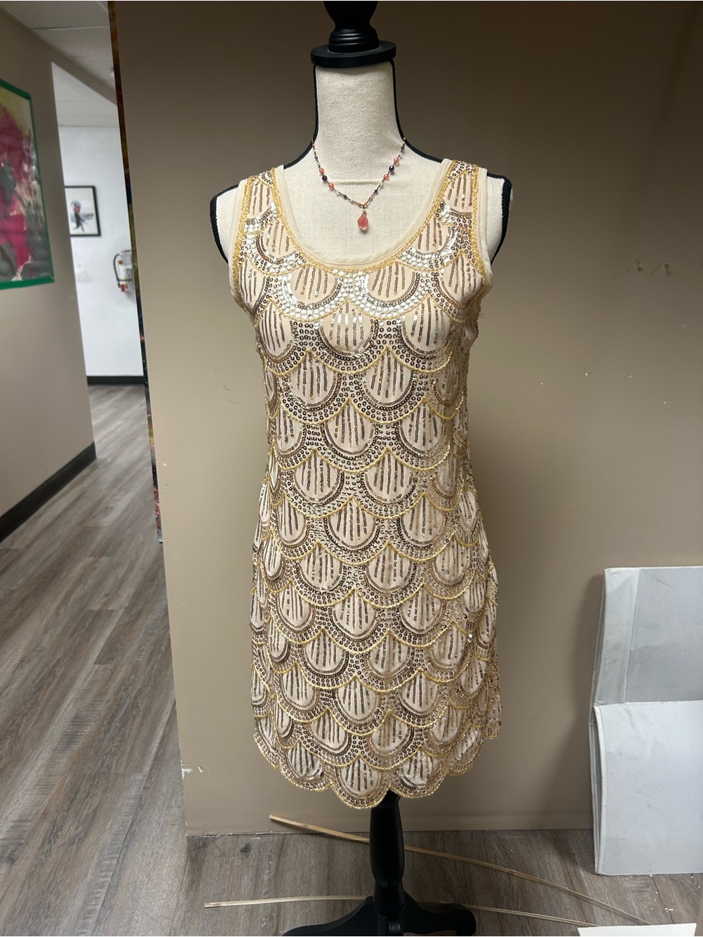 Beaded Scallop Sheath Dress - Ivory/Gold